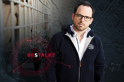 Thijs met logo gestalkt